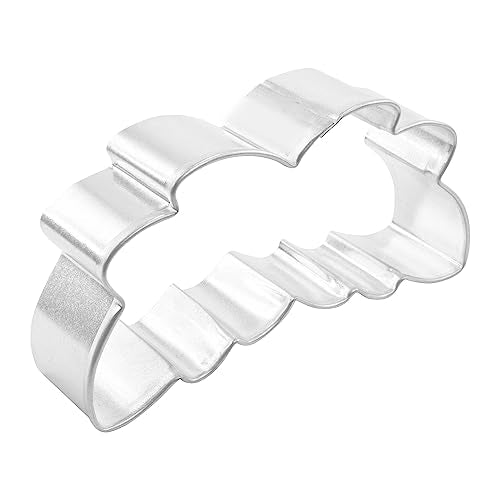 R&M Eucalyptus Leaf 4" Tinplated Cookie Cutter - Product Imagery