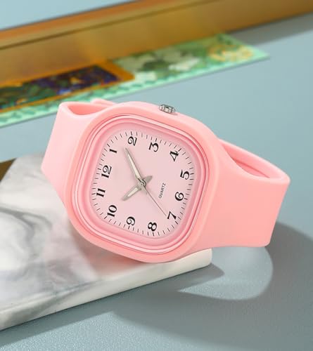 BESTKANG Unisex Quartz Watch - Product Imagery