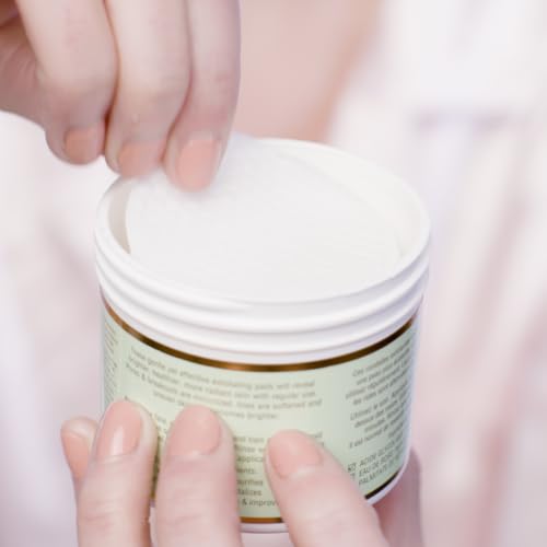 Pixi Beauty Glow Peel Pads | Exfoliating Treatment Contains 20% - Product Imagery