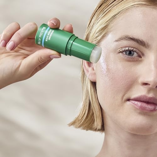Weleda Skin Food Repairing Serum Stick - Product Imagery