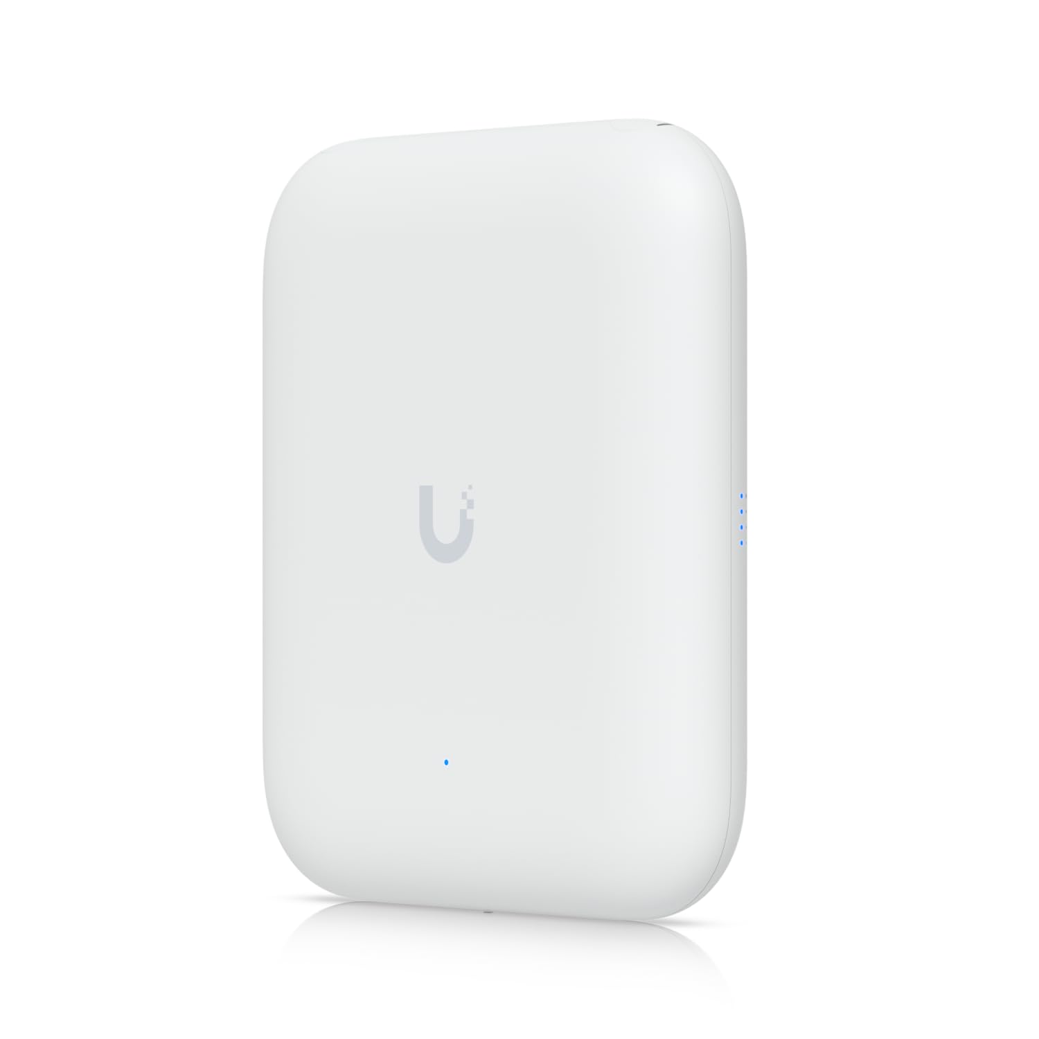 Elefair U7 outdoor dual band Wi-Fi 7 access point mounted on a pole, showcasing its robust networking router design.