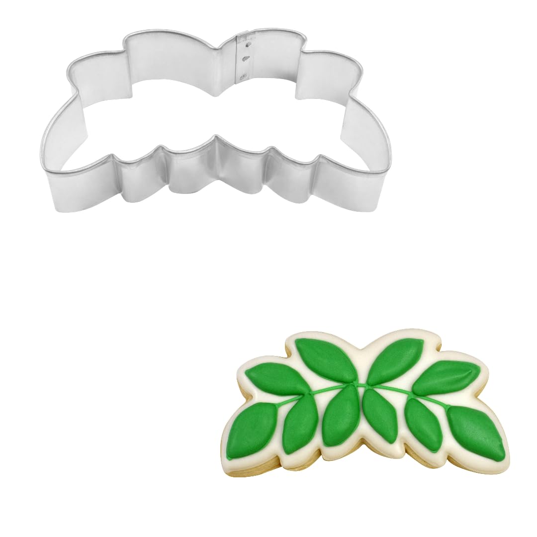 R&M Eucalyptus Leaf 4" Tinplated Cookie Cutter - Product Imagery