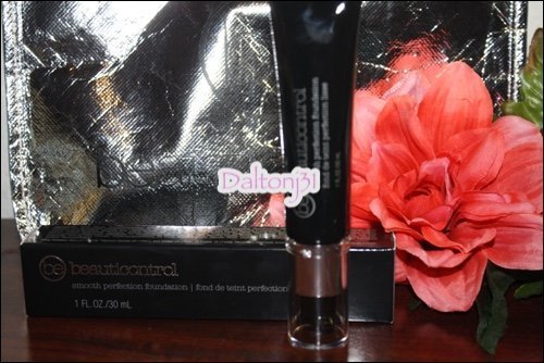Beauticontrol Smooth Perfection Foundation Y3 - BeautiControl Official Imagery - 1