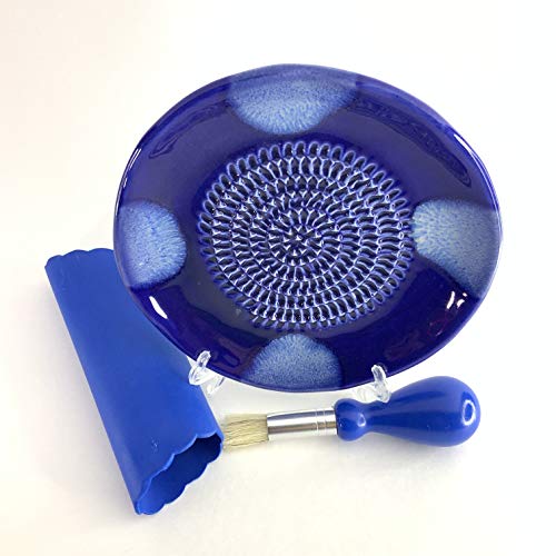 Premium Ceramic Garlic Grater Plate Set - Blue Cross Glazed - Product Imagery
