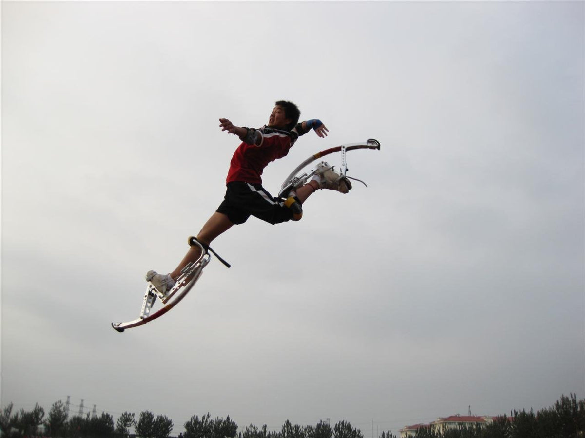 Skyrunner Adult Kangaroo Shoes Men Jumping Stilts Men Women - Skyrunner Official Imagery - 7