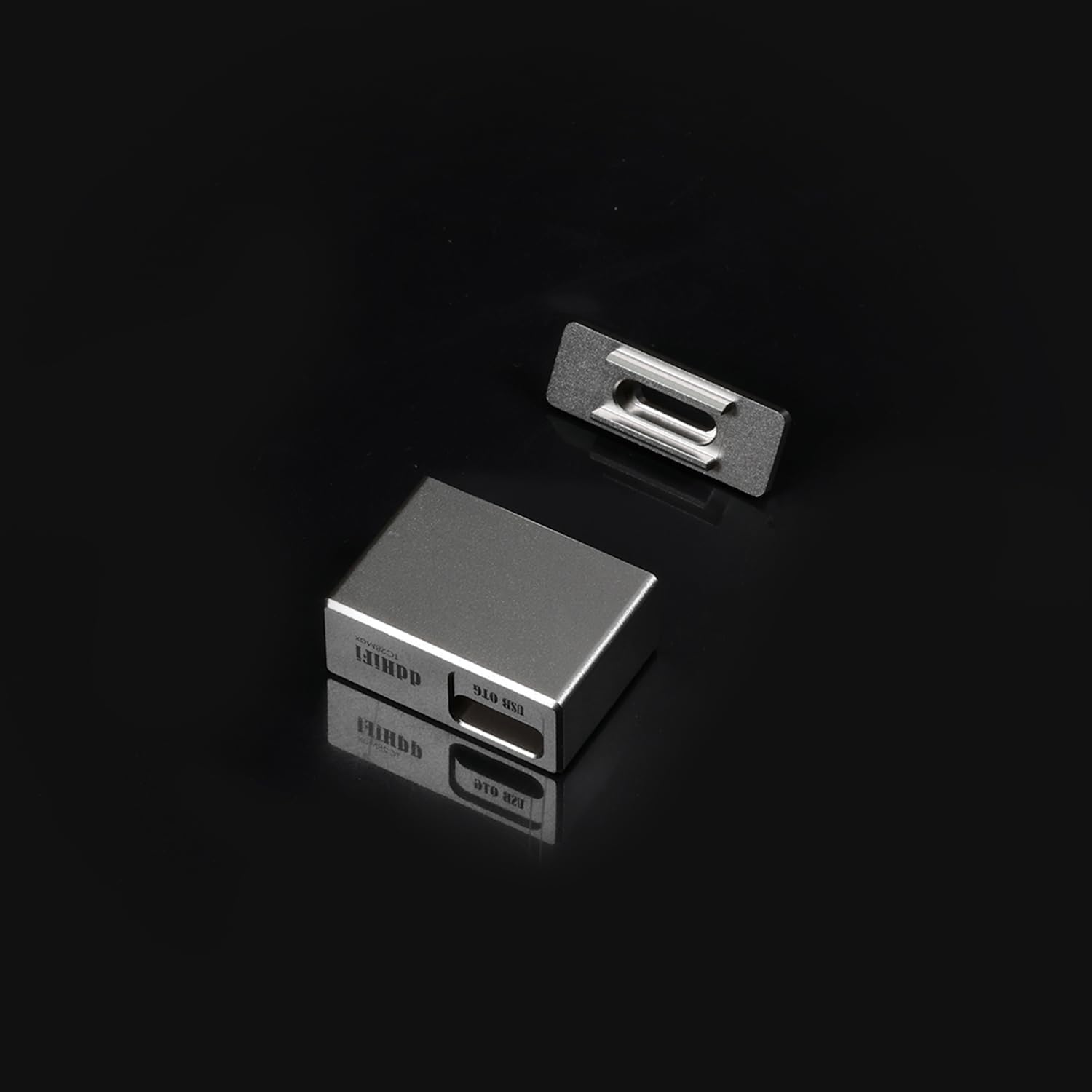 DD ddHiFi TC28Max USB-C OTG Adapter with 60W PD Charging, Hi-Res by DD - Angle View 5