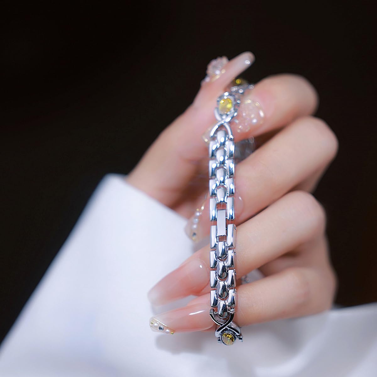 FANMIS Gold Watches for Women with Small Fase Oval Bracelet - FANMIS Official Imagery - 7