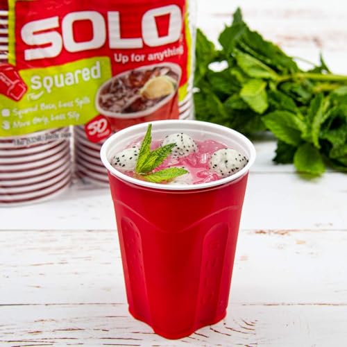 SOLO Cup Company Red Squared Plastic Party, 18 Ounce, 200 Count, - Product Imagery