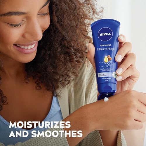 NIVEA Skin Care Set For Her, Nourishing Body Wash, Moisturizing - Product Imagery
