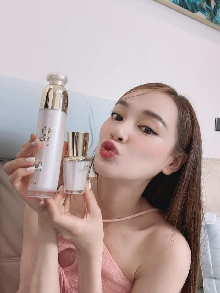 Dung Dich Ve Sinh Phu Nu Evamost Premium Cleaning Essence Set, - Product Imagery