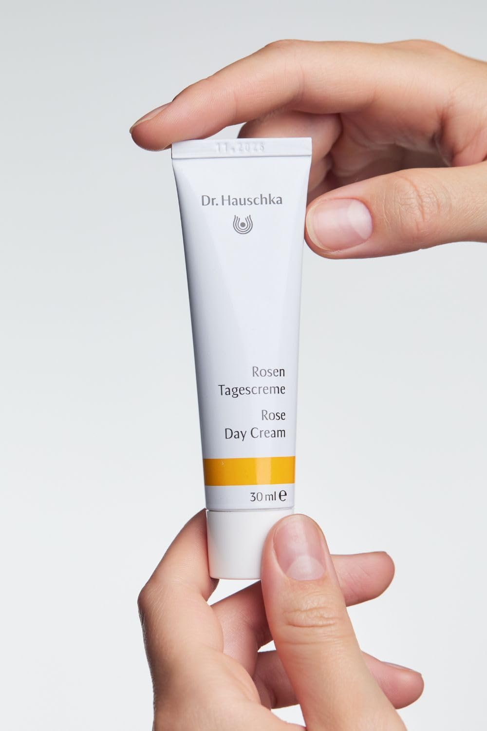 Dr Hauschka Rose Day Cream Daily Moisturizer 1 0 US fl oz - Dr. Hauschka Official Imagery - 5