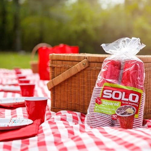 SOLO Cup Company Red Squared Plastic Party, 18 Ounce, 200 Count, - Product Imagery