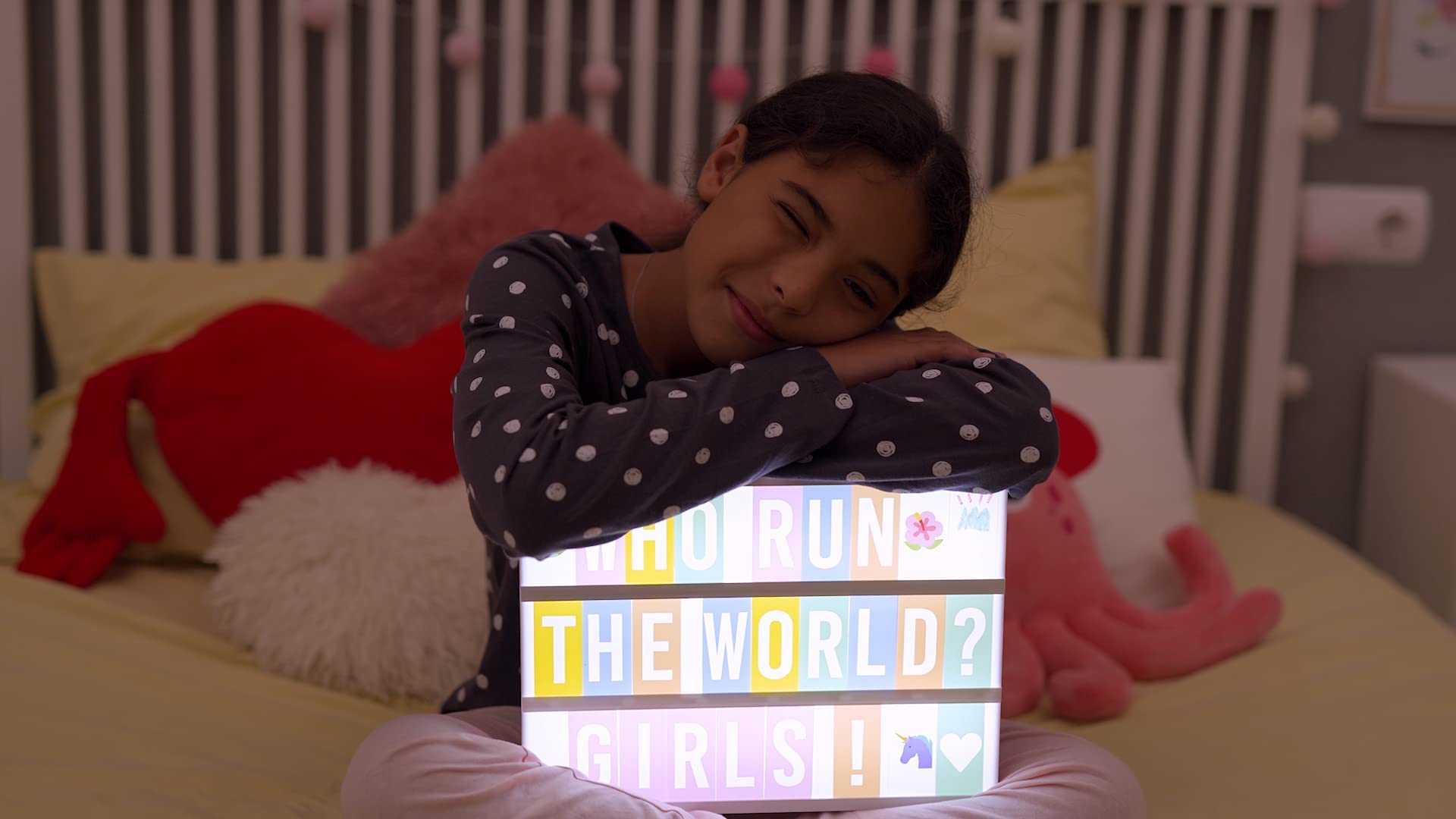 BONNYCO Pink Cinema Light Box with 400 Letters, Emojis, 2 Markers by BONNYCO - Angle View 8
