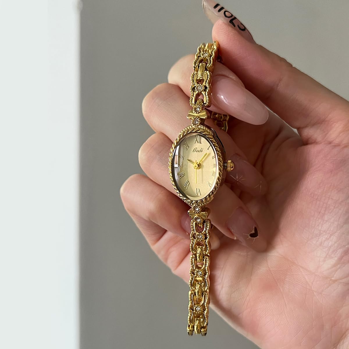 Gosasa Small Gold Watches for Women Vintage Dainty Oval - Gosasa Official Imagery - 6