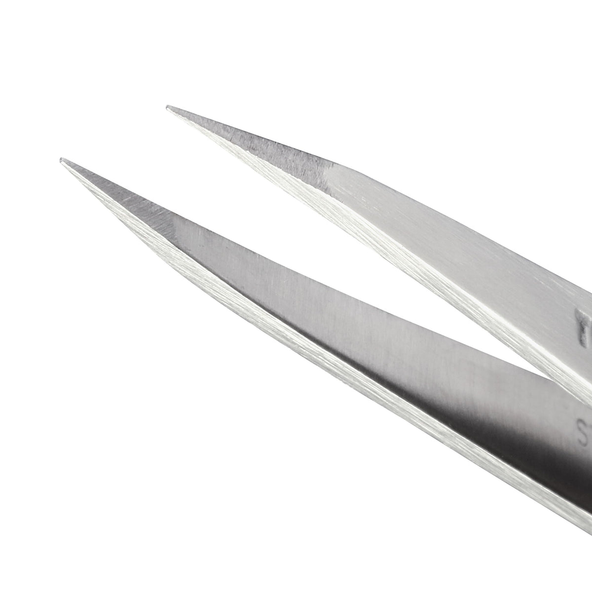 Tweezerman Steel Point Tweezer Silver 2 x 6 inches Modern - Tweezerman Official Imagery - 5