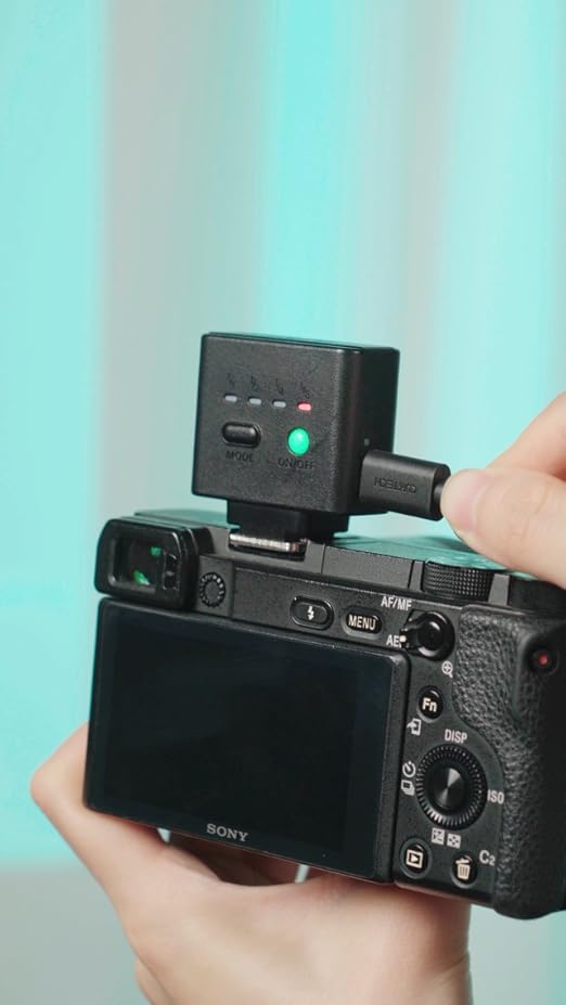 ULANZI SL02 mini camera flash with video light, GN8, 6500K color temperature, compact speedlite for photography and videography