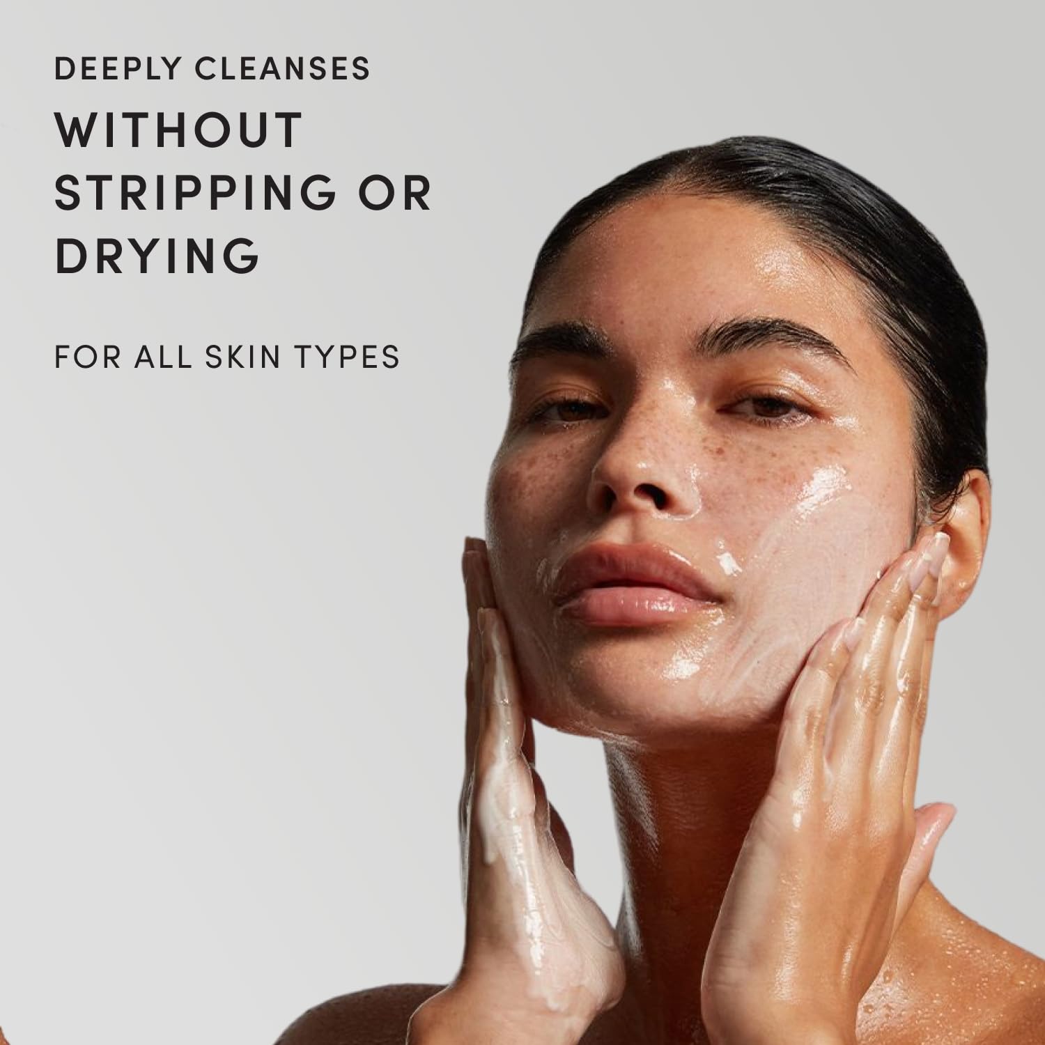 OUAI Detox Facial Cleanser - OUAI Official Imagery - 3