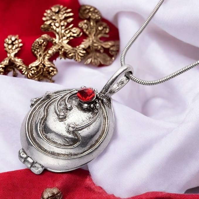 PRINCESS CUTENESS STORE Elena Gilbert Vampire Vervain Locket - Product Imagery