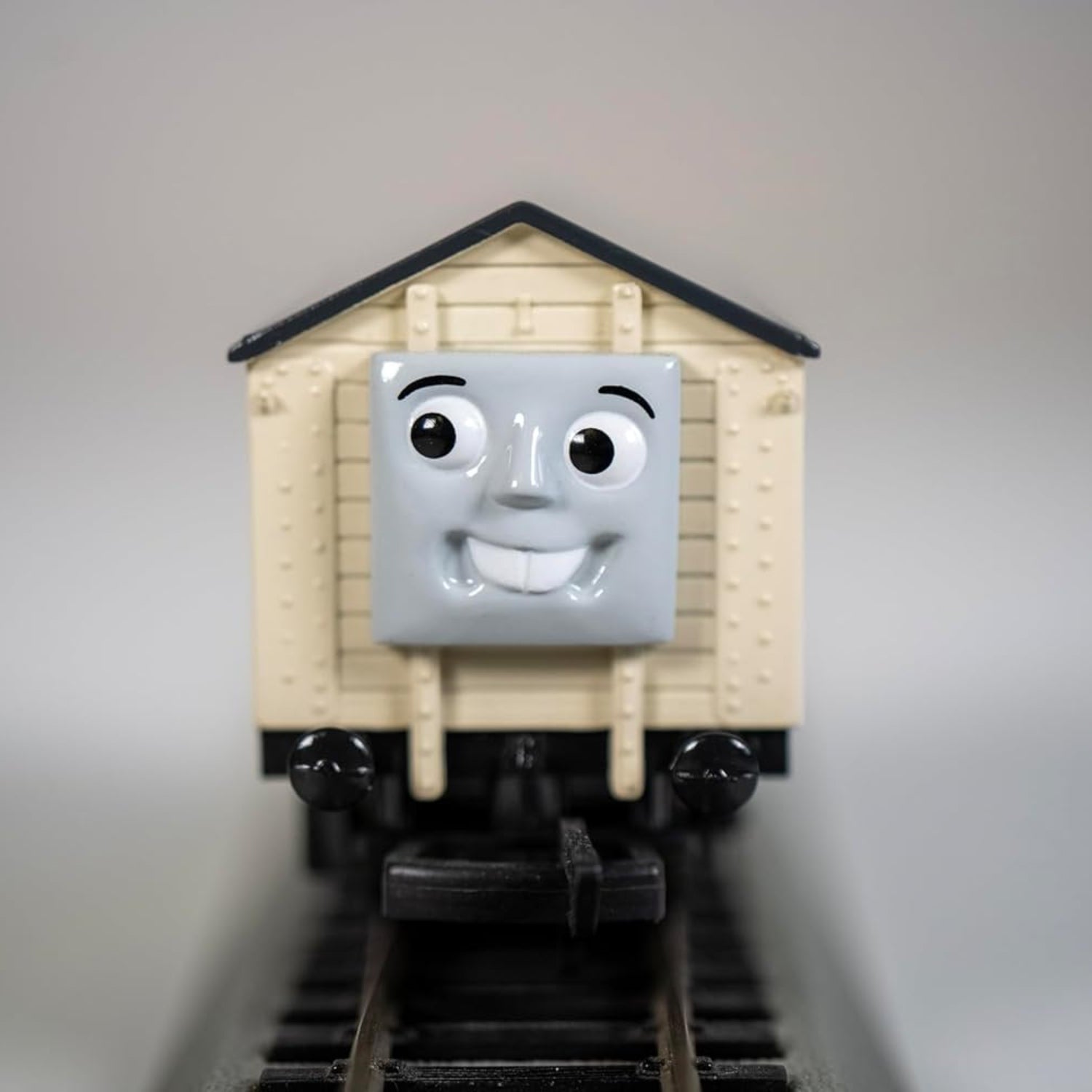 Bachmann #5 Troublesome Truck model train car with detailed weathered finish and vintage design for model railway layouts.