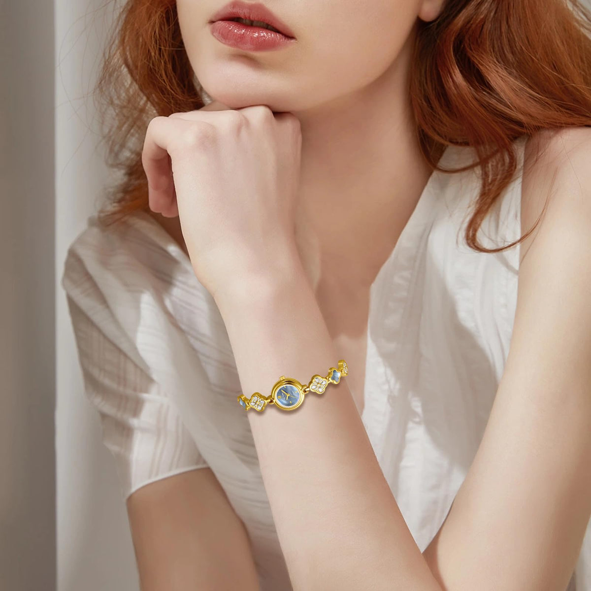 FANMIS Elegant Hollow Four Leaf Clover Womens Bracelet Gold - FANMIS Official Imagery - 5