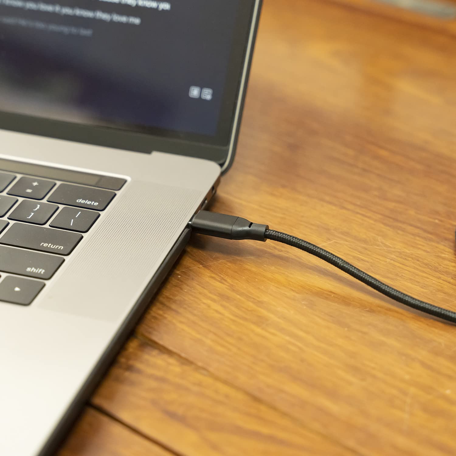 Seefeful   USB C to Dual 6.35mm 1/4 inch Stereo Splitter Y Cable, by Seefeful - Angle View 5