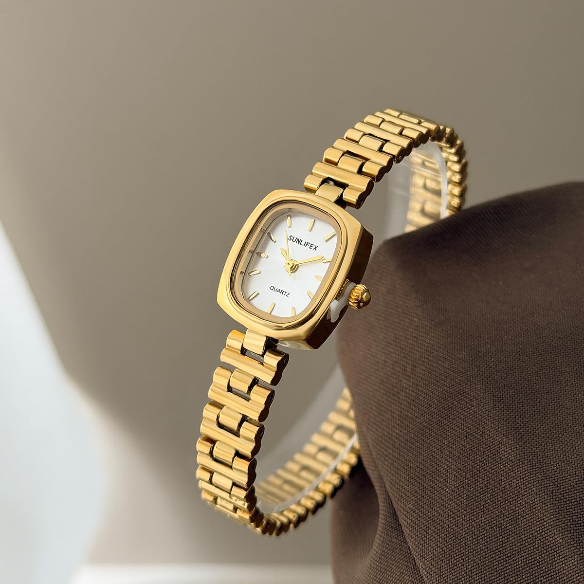 FANMIS Gold Watch for Women Dainty Vintage Square Jewelry - FANMIS Official Imagery - 6
