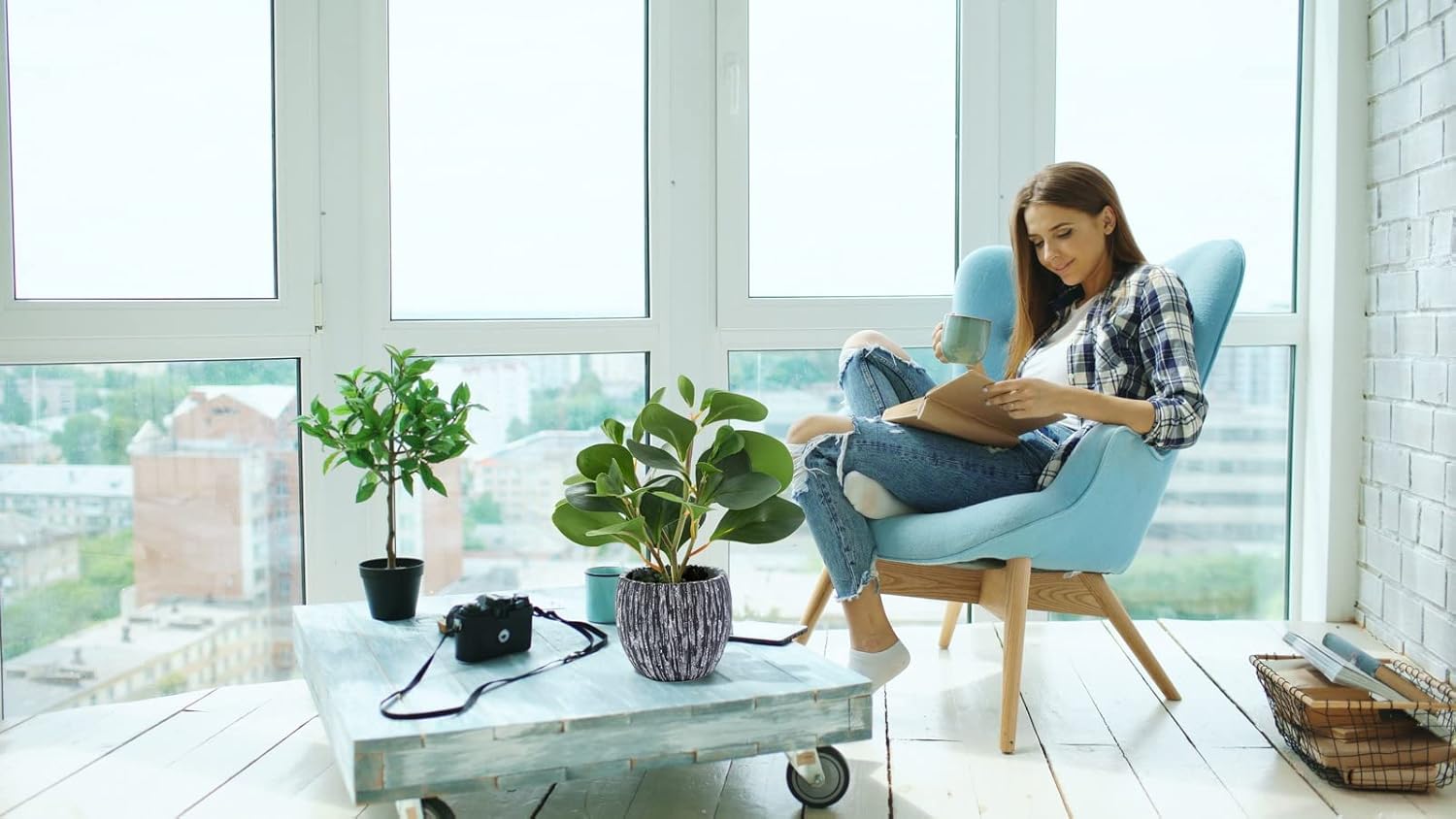 Realistic artificial plant for home decor, featuring lifelike greenery with textured leaves from AlphaAcc.