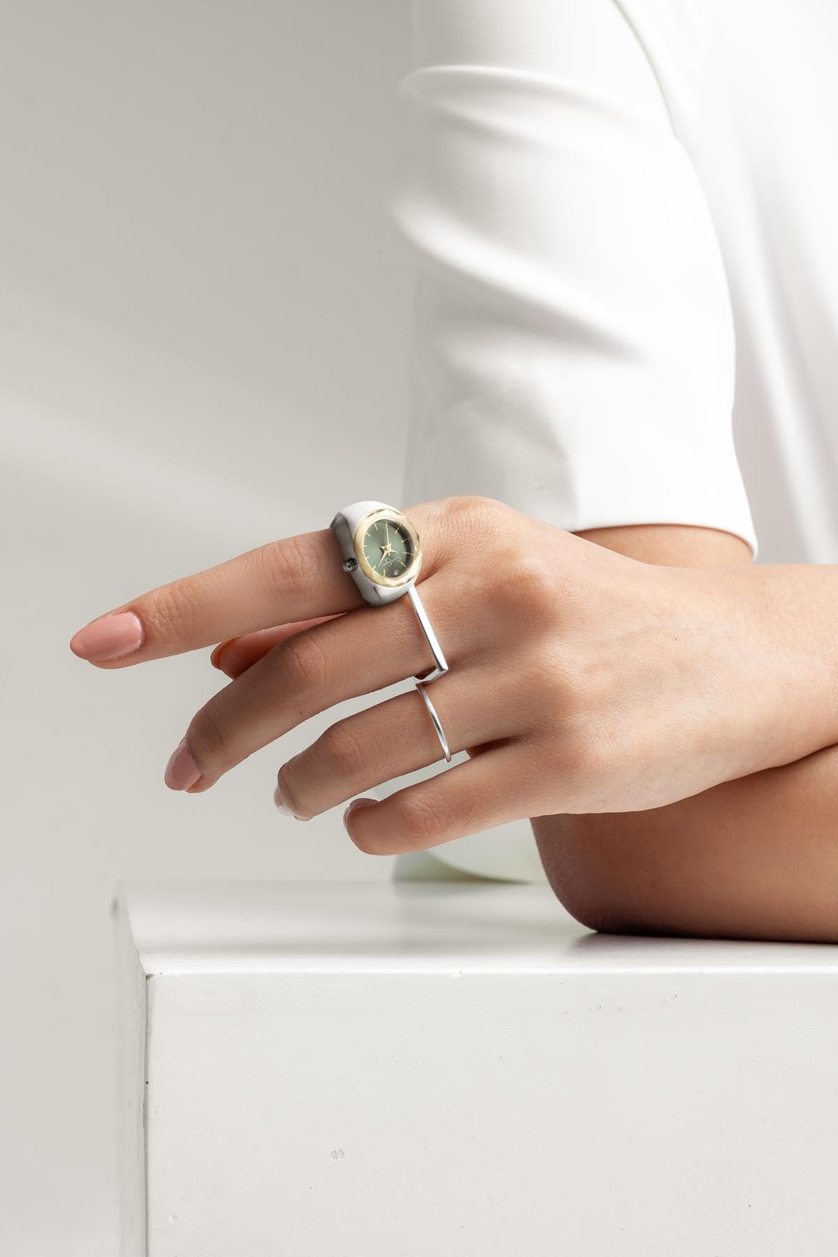 Jessica Simpson Women s Silver Adjustable Ring Watch Faceted - Jessica Simpson Official Imagery - 4