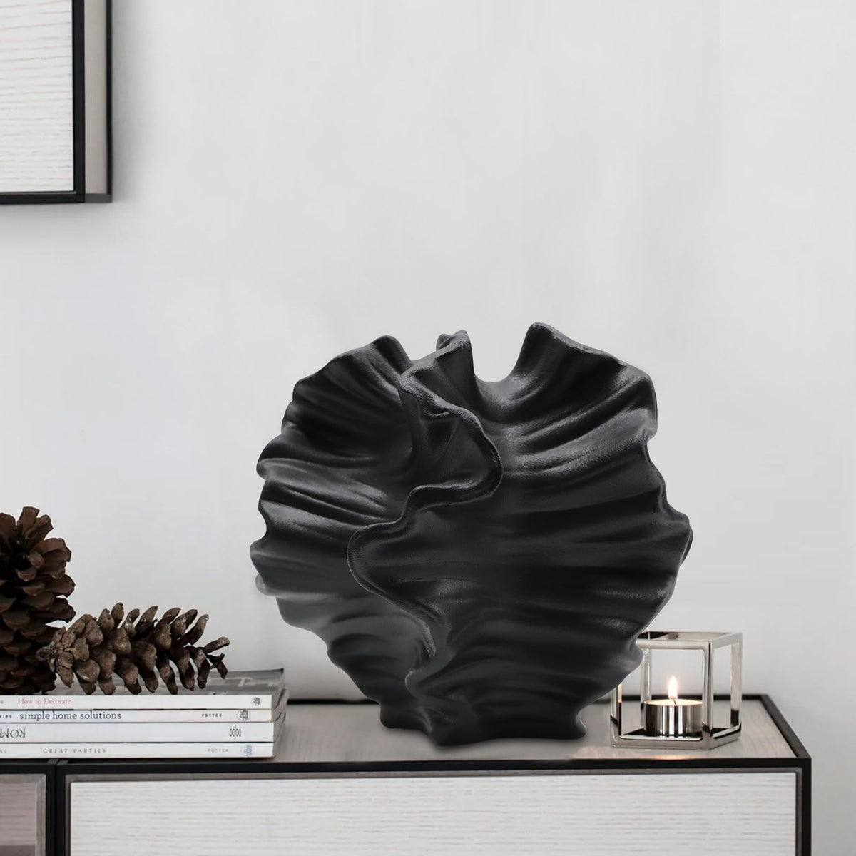 Ceramic Vase - LZV Official Imagery - 3