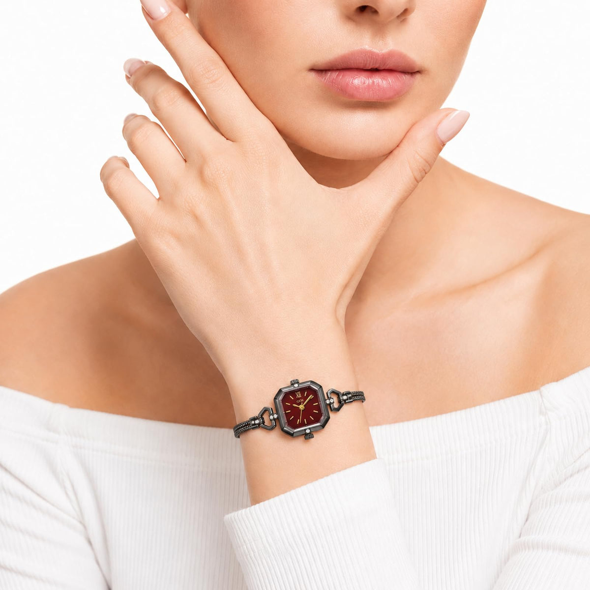 FANMIS Women Petite Bracelet Watch Small Gold Octagon Quartz - FANMIS Official Imagery - 4