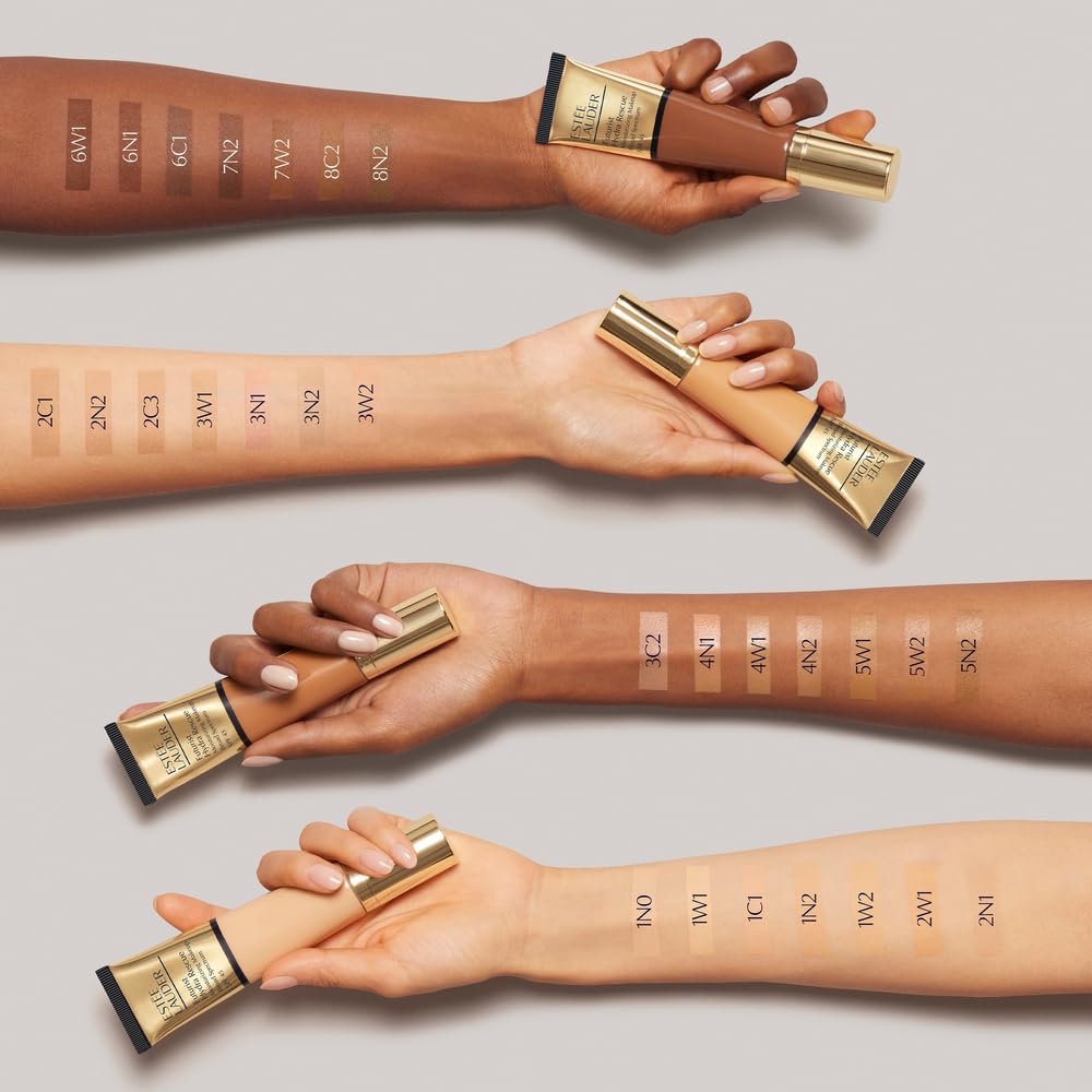 Est e Lauder Futurist Hydra Rescue Moisturizing Foundation - Premium Selection Official Imagery - 4