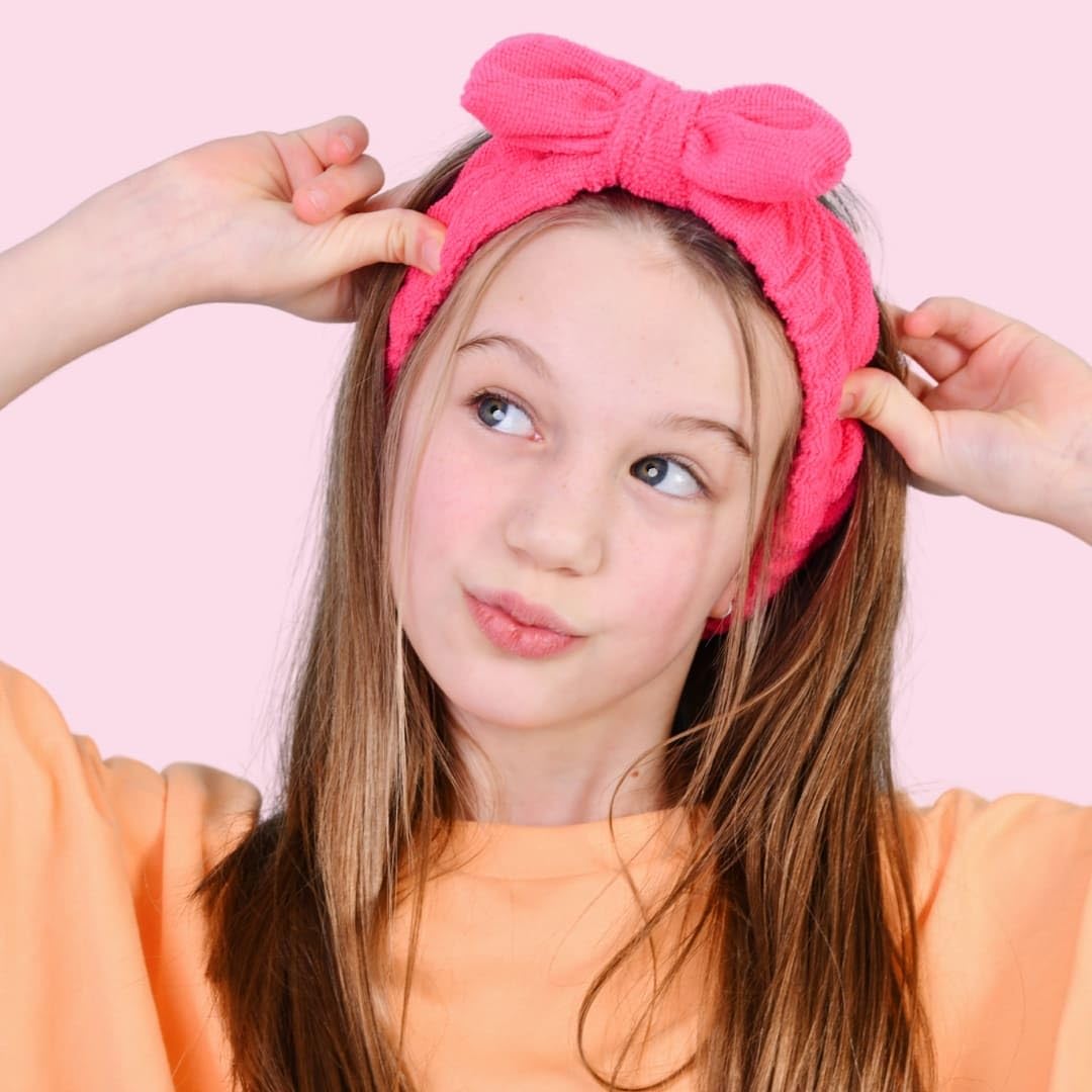 Miss Nella Pure Joy Christmas Gift Box Kids Makeup Set with - MISS NELLA Official Imagery - 6