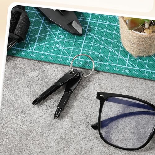 4-in-1 Keychain Screwdriver Set, Stocking Stuffers for Men - Product Imagery