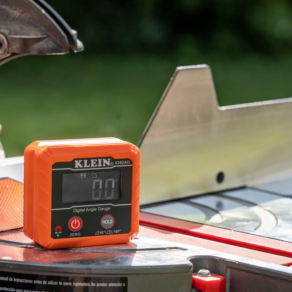 Klein Tools 935DAG Digital Electronic Level and Angle Gauge - Premium Selection Official Imagery - 3