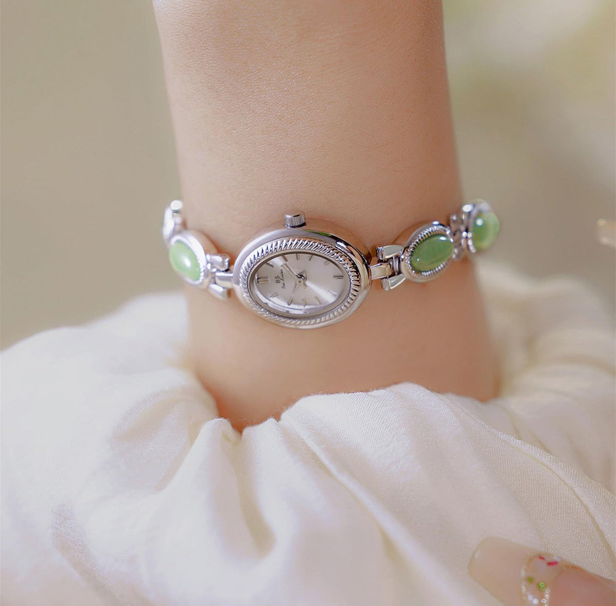 MASTOP Luxury Vintage Gold Watches for Women with Jade - MASTOP Official Imagery - 6
