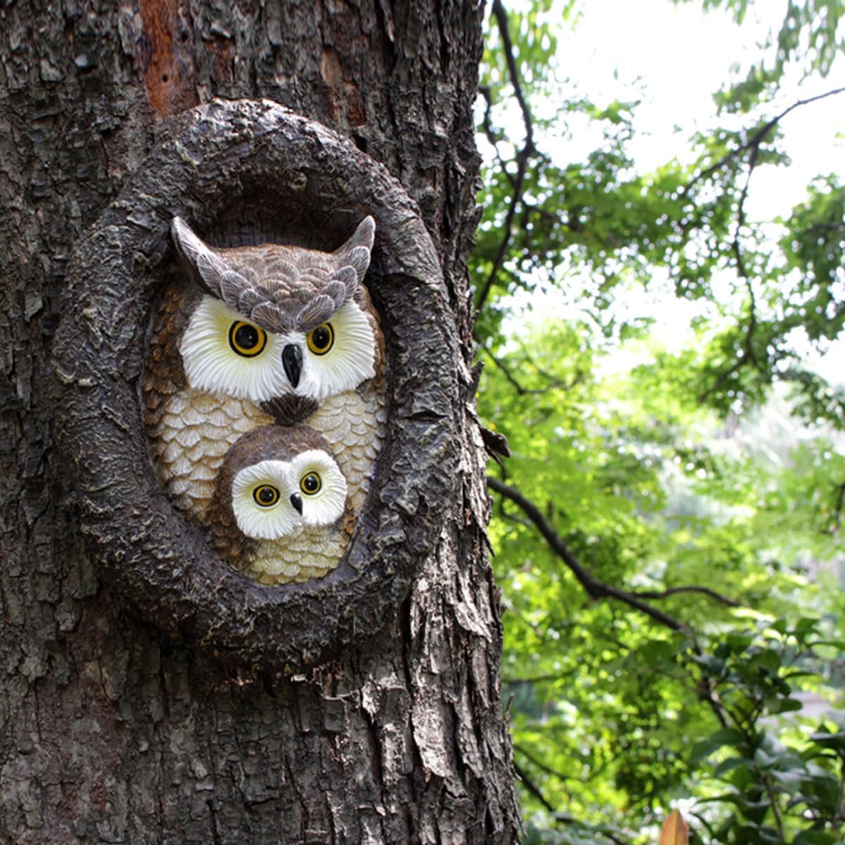 JARPSIRY owl tree hugger garden sculpture with mom and baby owls, whimsical outdoor tree face decor for garden decoration
