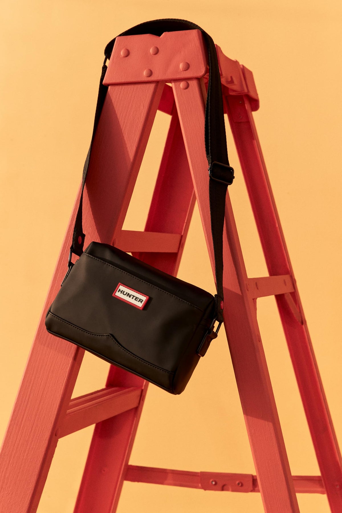 Hunter Everyday Crossbody Bag - Premium Selection Official Imagery - 7