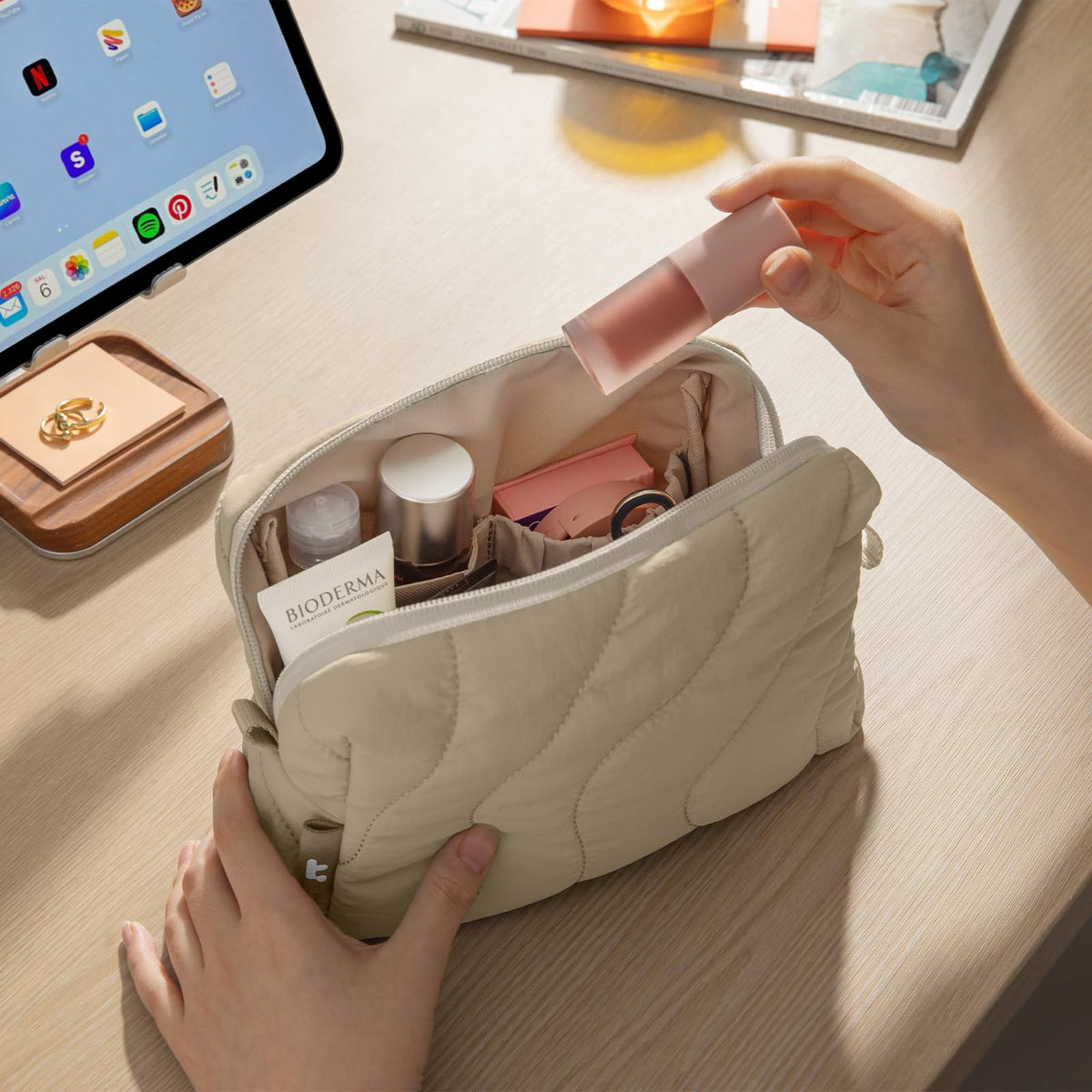 tomtoc Electronics Organizer Travel Case Soft Puffy - tomtoc Official Imagery - 8