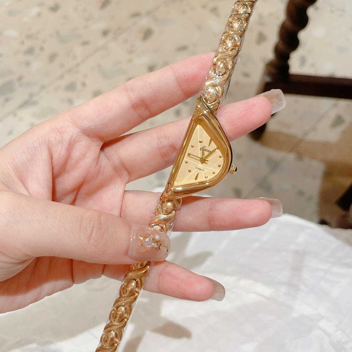 Gosasa Fashion Irregular Shape Women s Bracelet Watch - Gosasa Official Imagery - 6