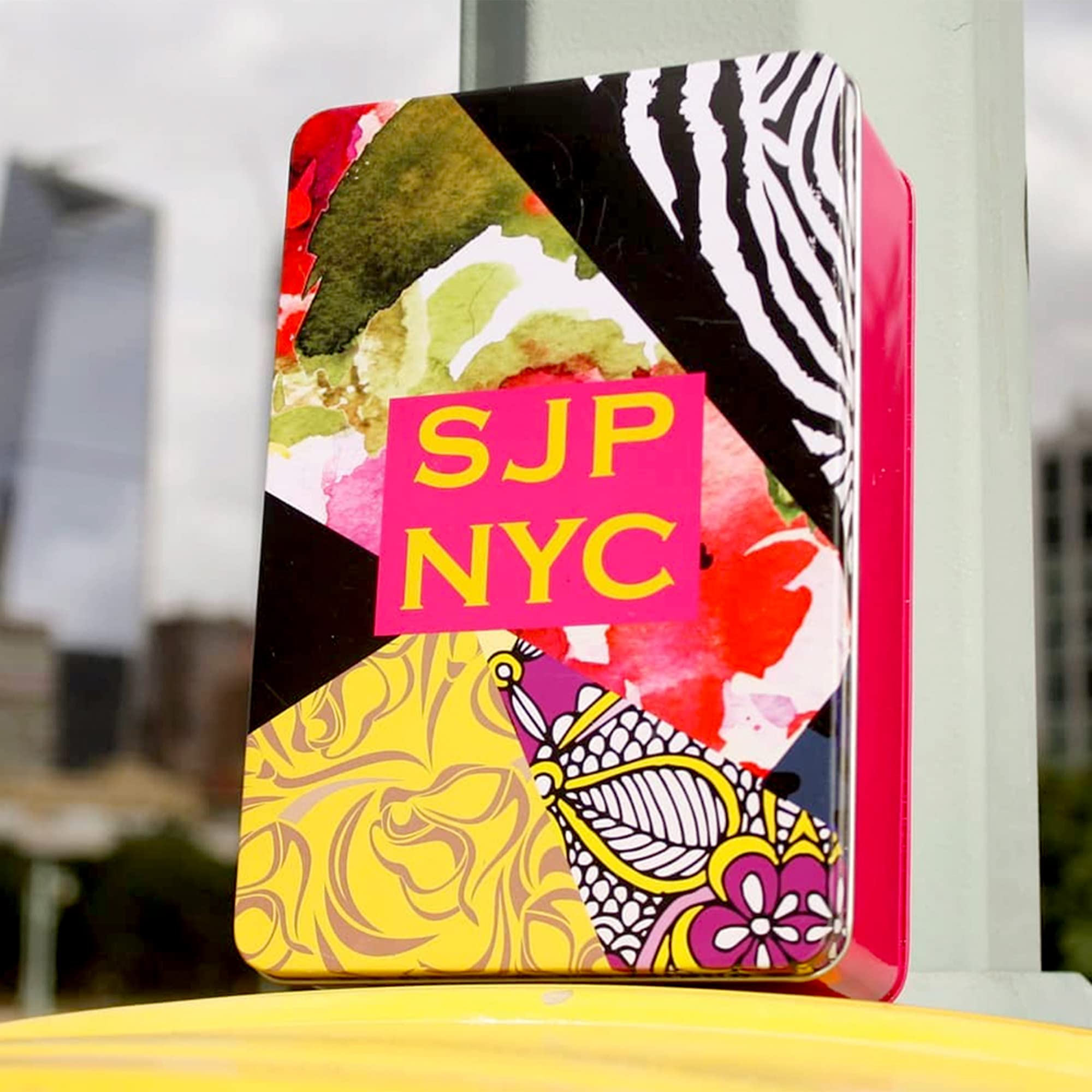 Sarah Jessica Parker SJP NYC By SJP EDP Spray - Adventurous & Enticing - Sarah Jessica Parker Official Product View 6