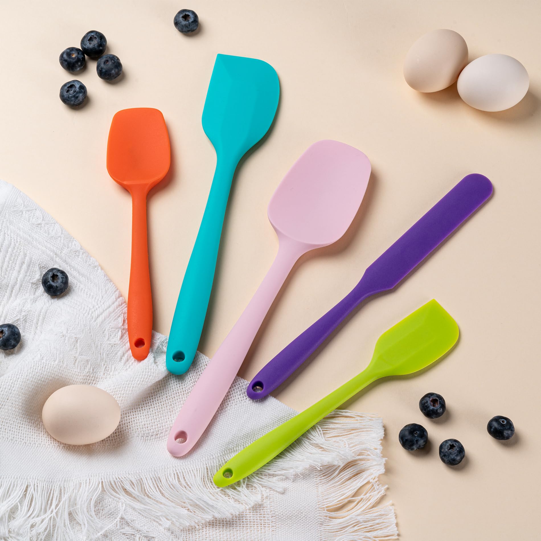Hoewina Silicone Spatula Set,5 Piece Food Grade Rubber Spatulas,M by Hoewina - Angle View 6