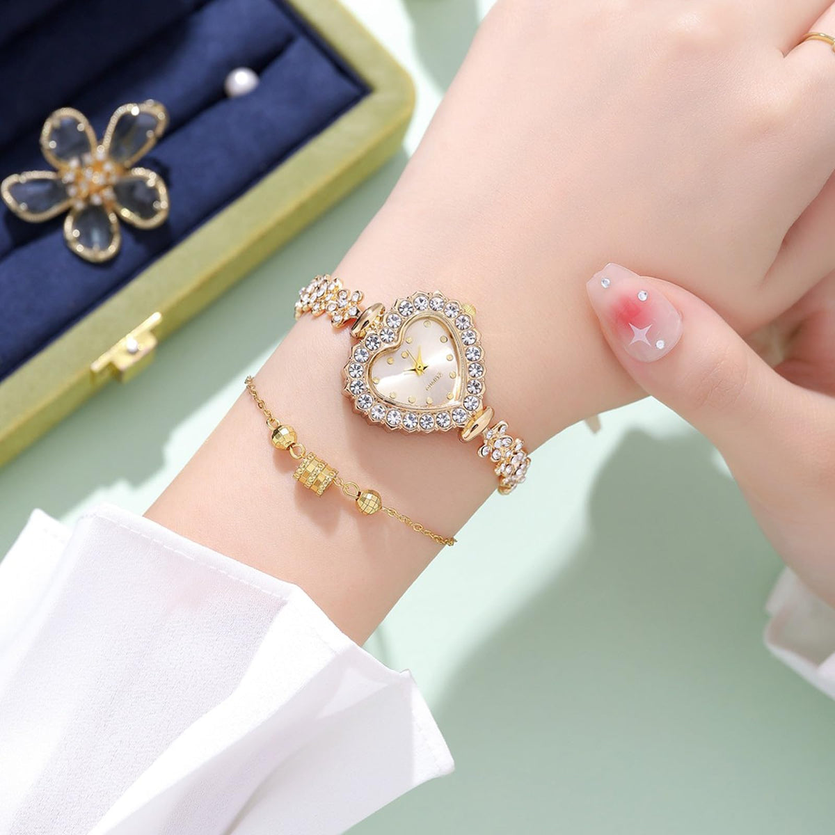 5Pcs Fashionable Diamond Heart Shaped Women Watch Bracelet - Dacdyi Official Imagery - 5