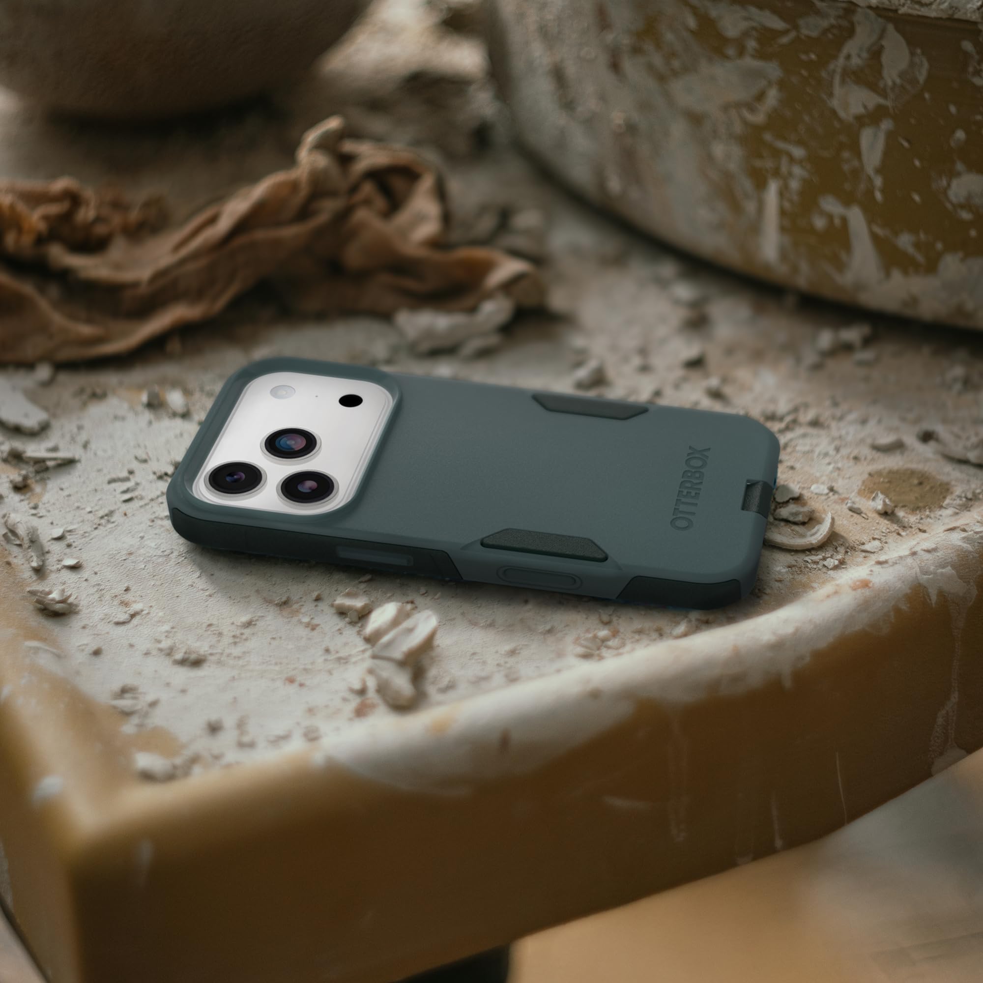 OtterBox iPhone 17 Pro Max Commuter Series Case - Premium Selection Official Imagery - 7