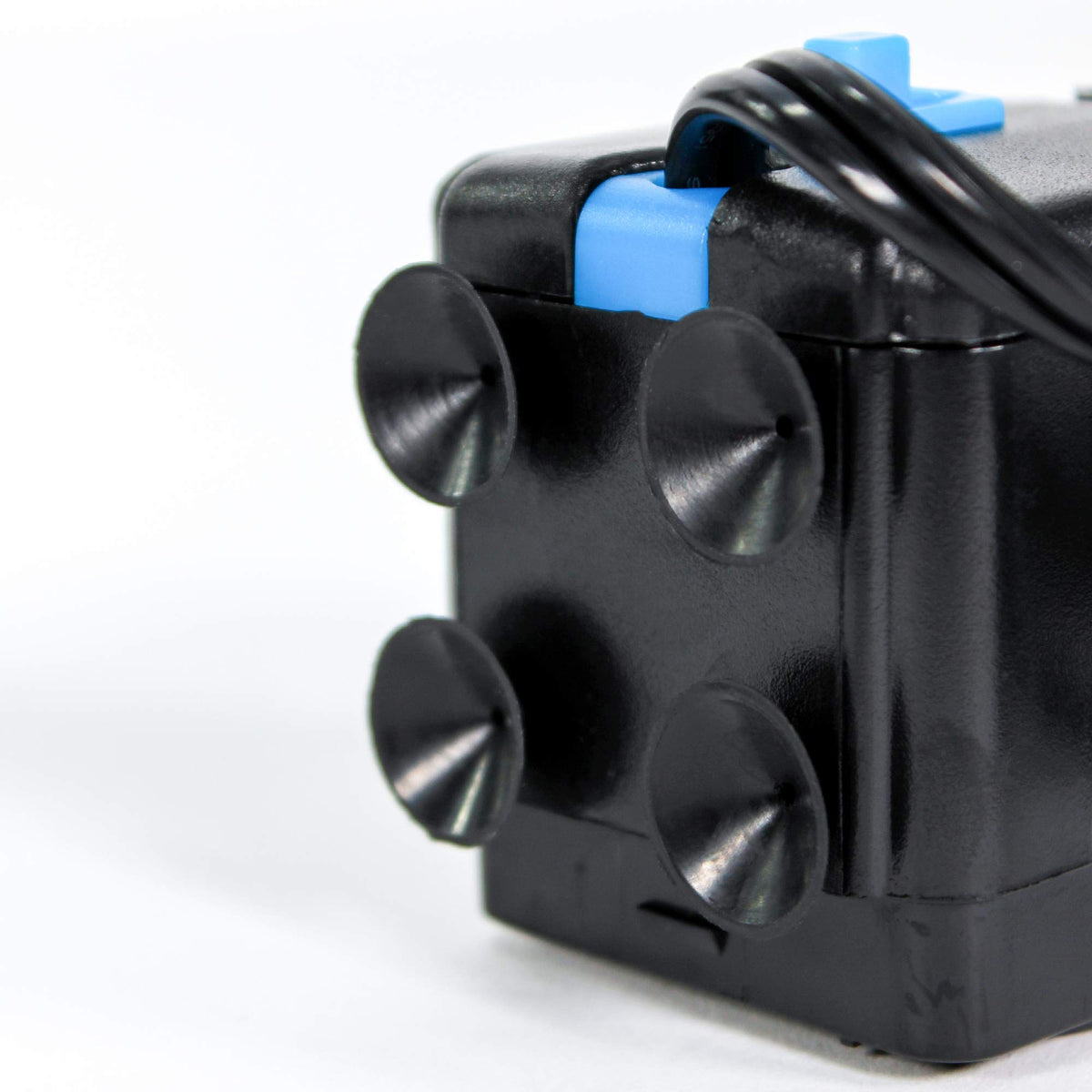 Penn Plax Cascade 600 Fully Submersible Internal Filter - Penn-Plax Official Imagery - 7