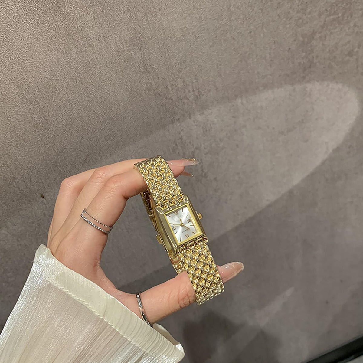 Vintage Watch for Women Ladies Quartz Stainless Steel - VILKFY Official Imagery - 7