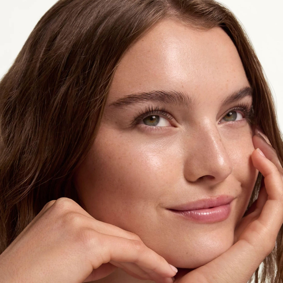 Summer Fridays Sheer Skin Tint - Summer Fridays Official Imagery - 5