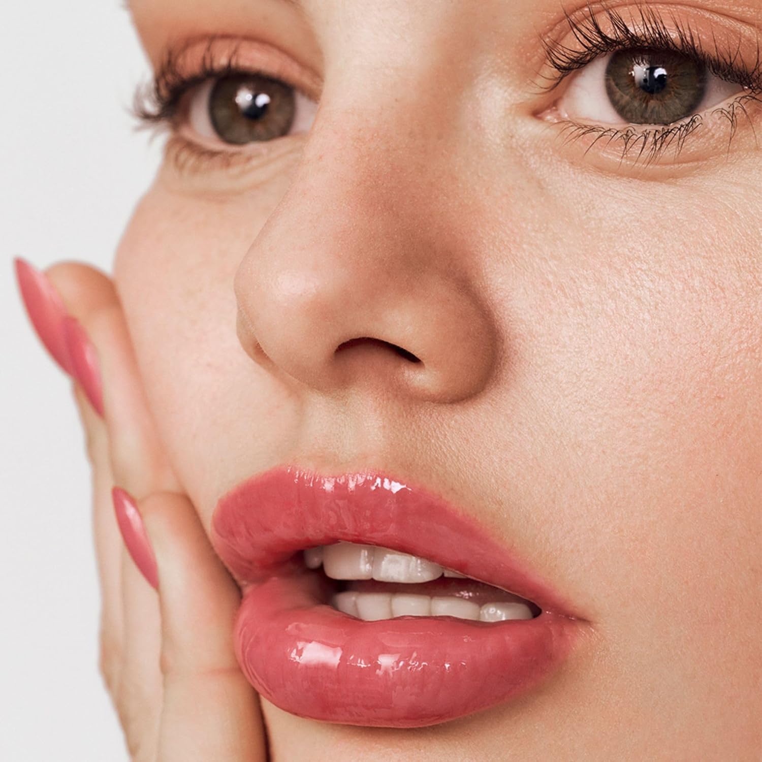 Summer Fridays Lip Butter Balm - Moisturizing Lip Gloss for Instant Sh - View 5
