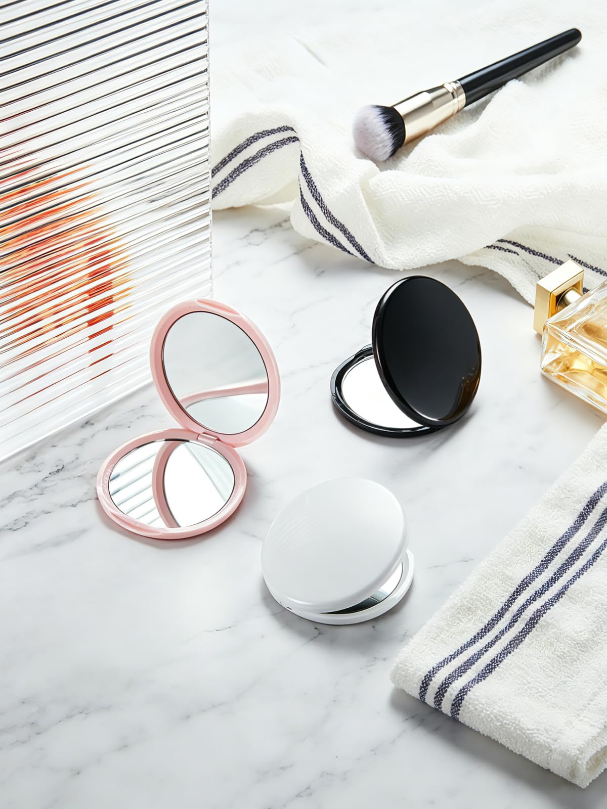 1x 30x Compact Magnifying Mirror for Travel and Makeup 3 in - Macaki Official Product Imagery - 8