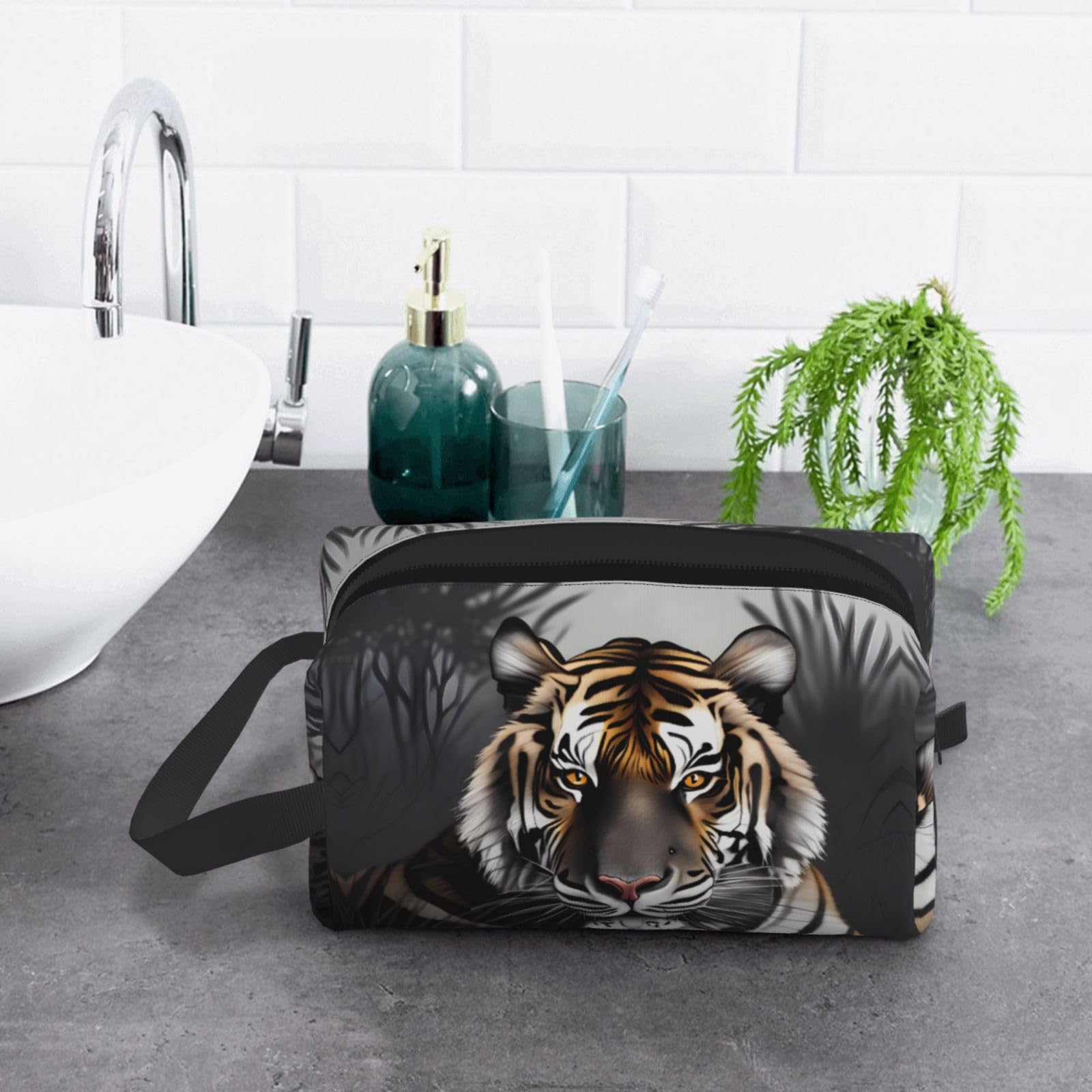 SXZVVBN Tiger at rest Large Capacity Travel Toiletry Bag Durable Oxford Cloth Makeup Organizer Cosmetic Pouch