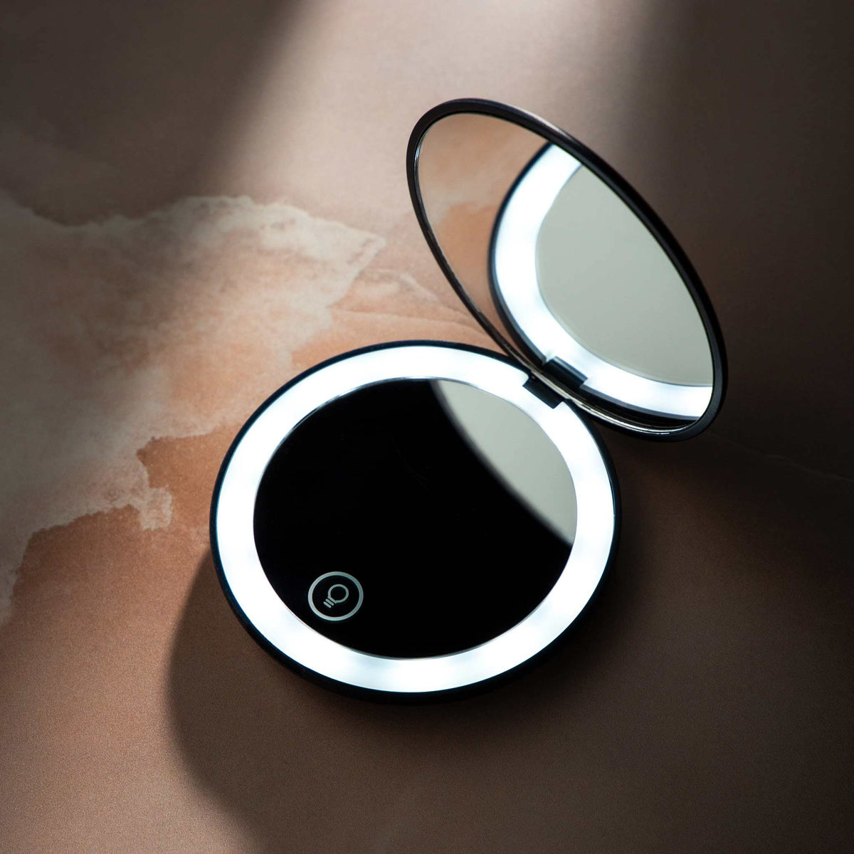 Lune Aster Rechargeable LED Compact Mirror - Premium Selection Official Imagery - 3